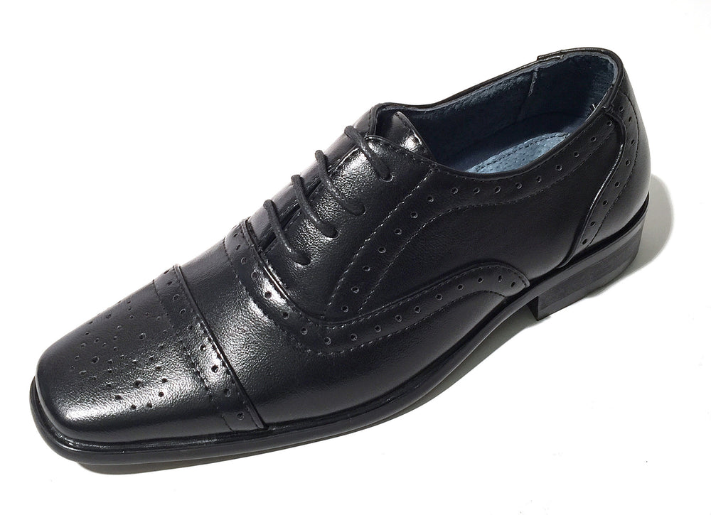 Boys Classic Wing Tips in Black